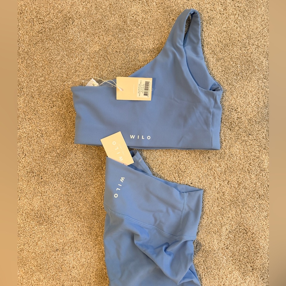 Sleek High-Waist Active Leggings in Dusty Blue - Picture 2 of 2
